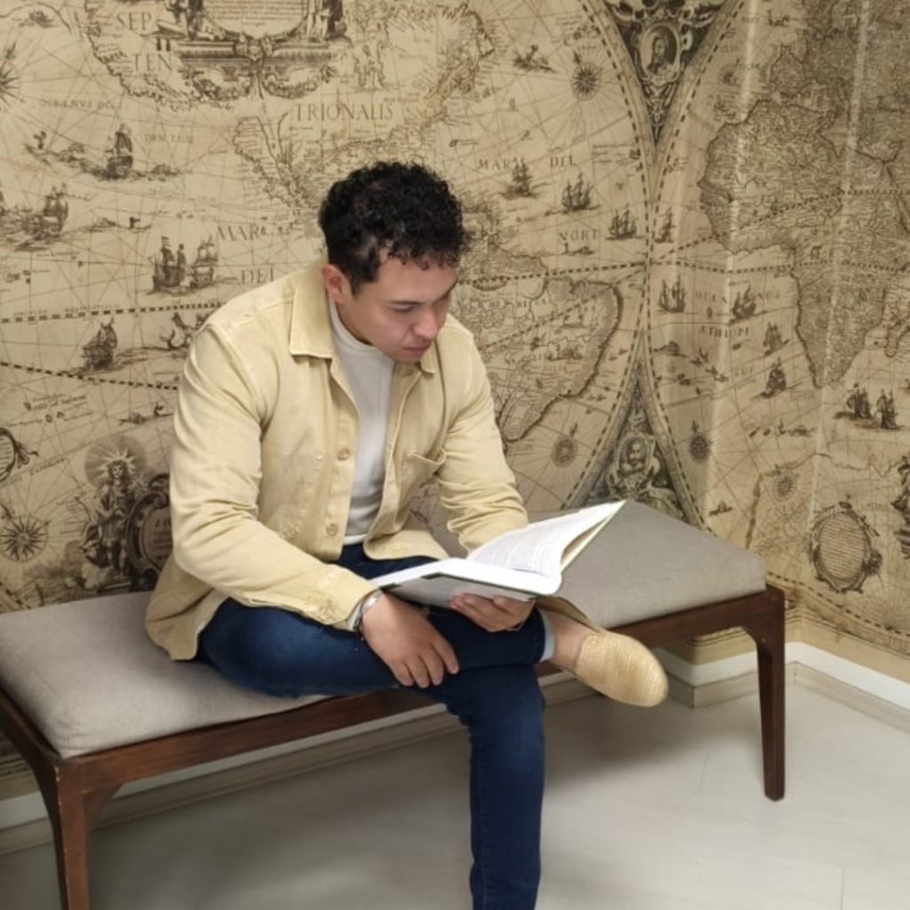 Óscar Simón Miranda González, abogado penalista en Ciudad de México, cédula profesional 13195234